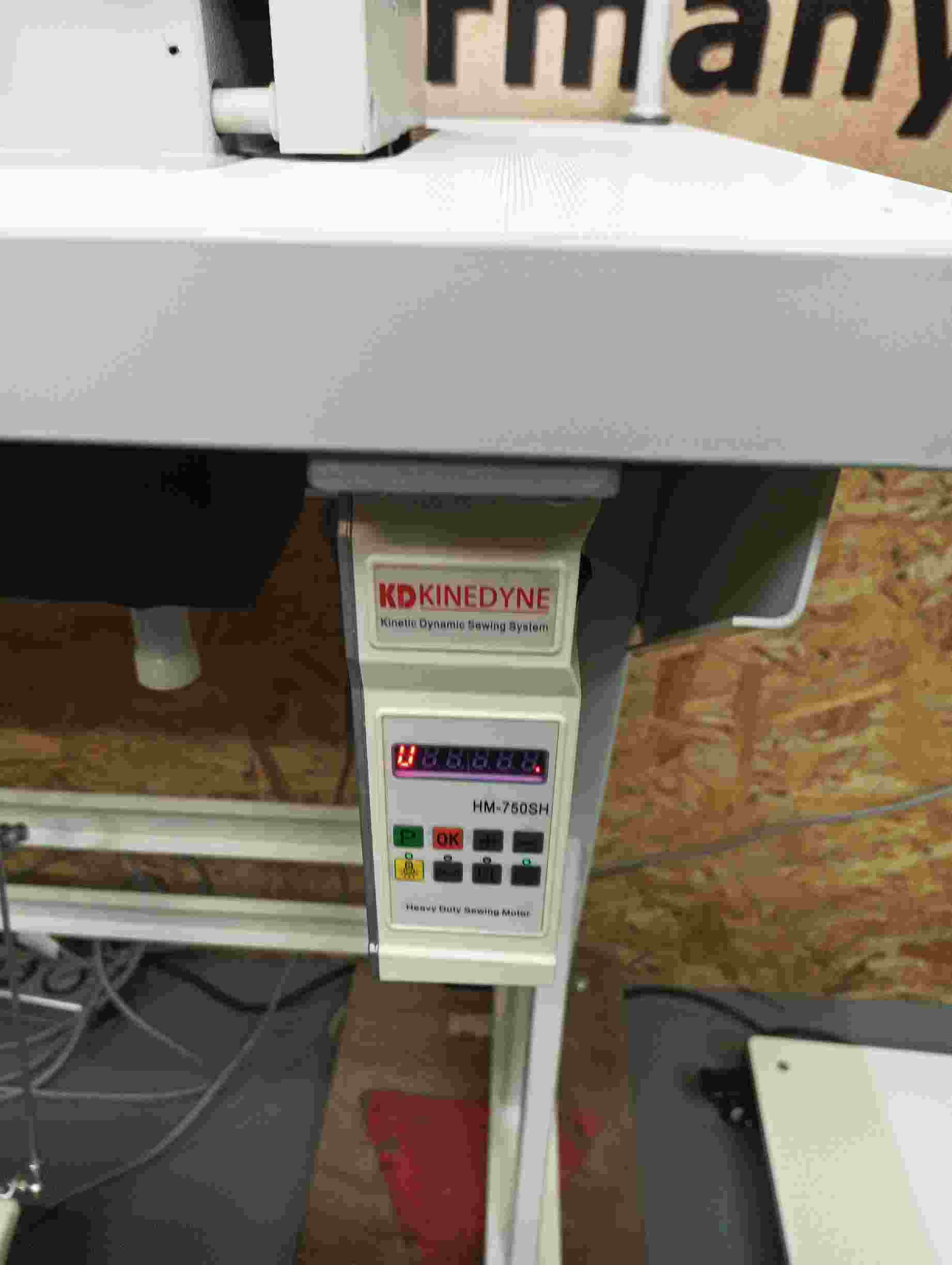 Industrienähmaschine Dürkopp Adler 267