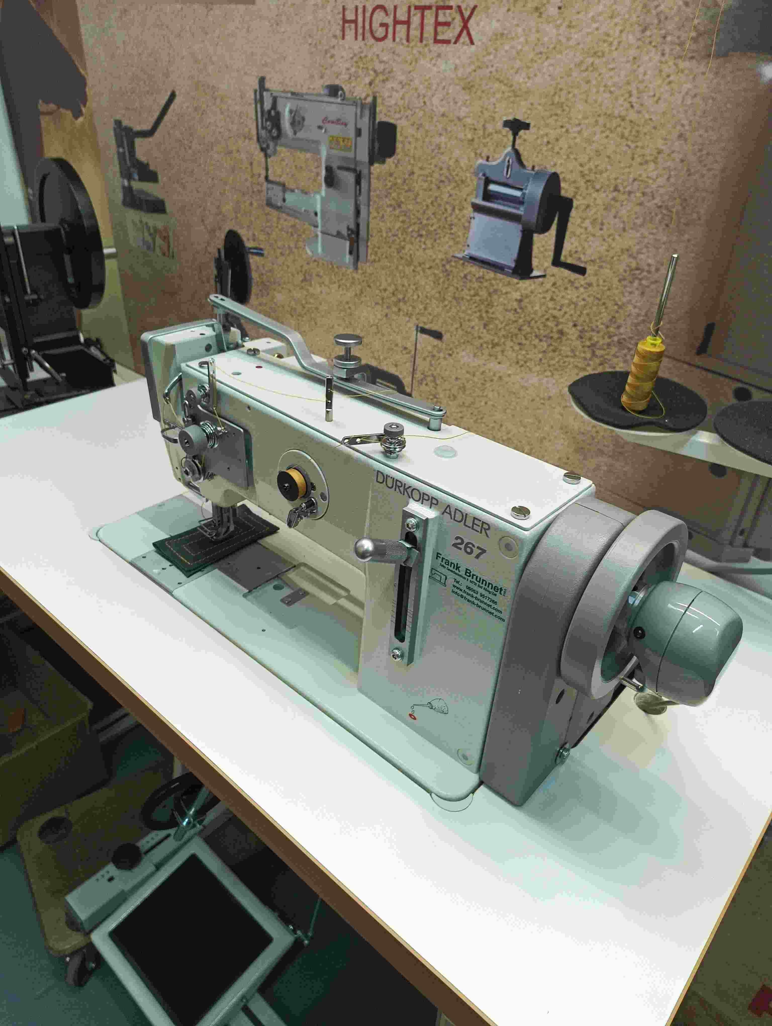 Industrienähmaschine Dürkopp Adler 267